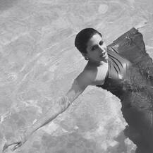 বয়স ৪৫! মন্দিরা বেদীর এই ছবি দেখলে কে বলবে...