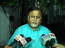 রাজ্যের সব স্কুলে এবার থেকে আবশ্যিক বাংলা, ঘোষণা পার্থর