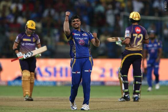 Mumbai Indians Defeat Kkr By 6 Wickets To Face Pune In Final আইপিএল থেকে বিদায় কলকাতার, ফাইনালে মুম্বই বনাম পুণে