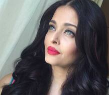 দেখুন ভোগ বিউটি অ্যাওয়ার্ডসে কালো পোশাকে ঐশ্বর্যাকে