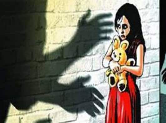 Man Held For Raping Daughter Grandmother For Killing Her শিশুকে ধর্ষণ বাবার, প্রমাণ লোপাটের জন্য খুন ঠাকুমার