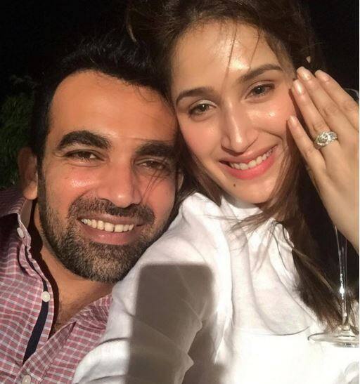 এরপরেই সবচেয়ে বেশি আলোচনা হয়েছে রাজকোটে ক্রিস গেইলকে যেভাবে স্বাগত জানানো হয়েছে সেই ঘটনা এবং জাহির খানের বাগদান নিয়ে