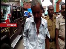 স্কুলছাত্রীর ‘শ্লীলতাহানি’, গৃহশিক্ষককে মারধর করে পুলিশের হাতে তুলে দিল স্থানীয়রা