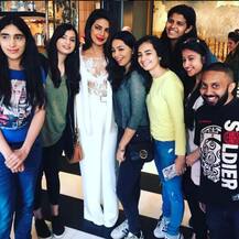 দেখুন, বেওয়াচের প্রচারে লন্ডনে প্রিয়ঙ্কা চোপড়া