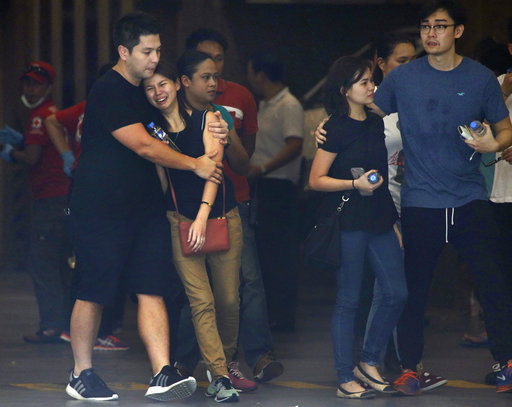 ফিলিপিনসের ম্যানিলায় আইএস হানার পরের কয়েকটি মুহূর্ত