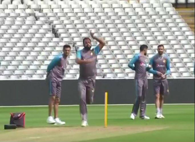 কিন্তু ভারতীয় ব্যাটসম্যানরা এ ধরনের চক্রব্যূহ ভেদ করতে সক্ষম এবং এজন্য প্রস্তুতিও নিয়েছেন। 