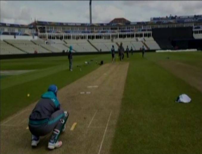 টিম ইন্ডিয়া জানে যে, পাকিস্তান ম্যাচ জেতার জন্য যাবতীয় কৌশলই ব্যবহার করবে। কিন্তু এই মহারণ রণকৌশলের থেকে অনেক বেশি হবে মস্কিষ্কের। যে দল চাপ সামলে ভালো খেলবে, তারাই জিতবে। 