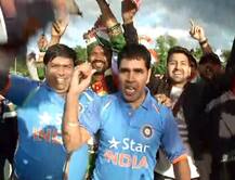 ছবিতে দেখুন! টিম ইন্ডিয়ার পাক বধ সেলিব্রেট করতে রাস্তায় নেমেছে ভারত