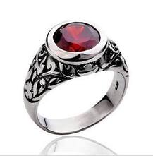 ২০০ টাকায় কেনা আংটির দাম নিলামে উঠল ৫.৪ কোটি টাকা!