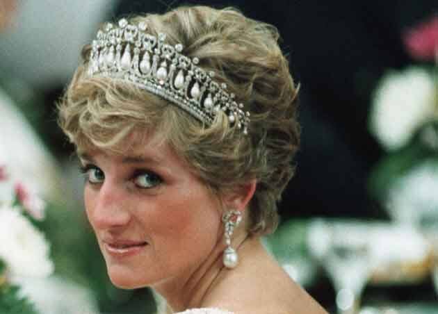 Princess Diana Tried To Cut Her Wrists Weeks After Her Wedding ক্যামিলাকে নিয়ে নিরাপত্তাহীনতা, বিয়ের কয়েক সপ্তাহ পরই কব্জি কেটে আত্মহত্যার চেষ্টা করেন রাজকুমারী ডায়না