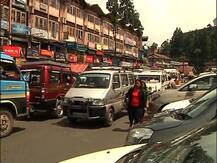 বৃহস্পতিবার দার্জিলিঙে ফের মিছিলের ডাক, আটকালে অনির্দিষ্টকালীন পাহাড় বন্ধের হুমকি মোর্চার