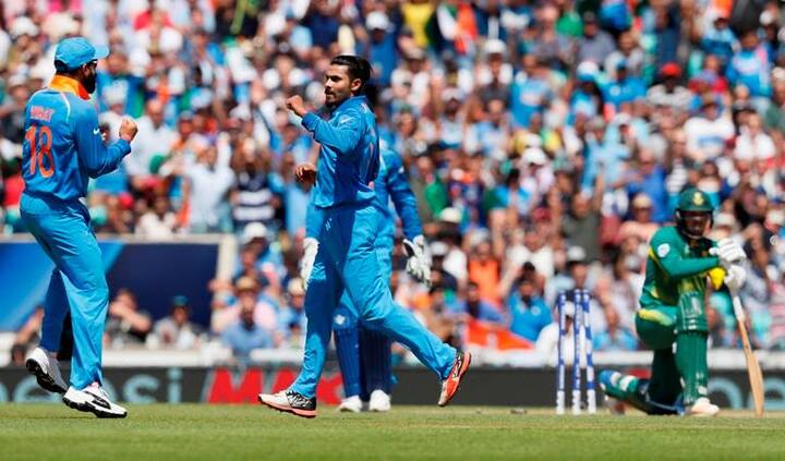 আর বল হাতে এদিন ভারতের হয়ে গুরুত্বপূর্ণ ভূমিকা নেন রবীন্দ্র জাডেজা। 
