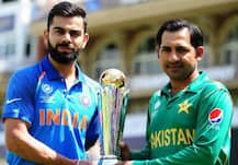 আজ ভারত-পাক মেগা ফাইনাল: জয়ই লক্ষ্য, অতীত রেকর্ড-পরিংসখ্যান নিয়ে মাথা ঘামাতে নারাজ কোহলি