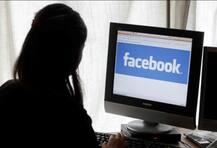 ফেসবুকে মগ্ন মা, বাথটাবে ডুবে মৃত্যু আট মাসের শিশুর