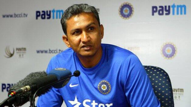 There Is Definitely A Bit Of Lacuna Sanjay Bangar On Anil Kumble Quitting কুম্বলে সরে যাওয়ায় শূন্যস্থান তৈরি হয়েছে, বলছেন বাঙ্গার