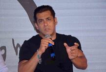 দেখুন, ফেসবুকে ভারতীয়দের মধ্যে দ্বিতীয় সর্বোচ্চ ফলোয়ার বিরাট কোহলির