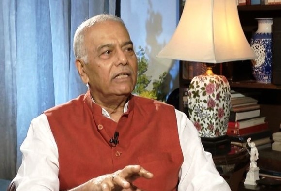 Stop Blaming Previous Government Nothing Has Changed Yashwant Sinha বেহাল অর্থনীতি:মন্তব্যে অনড়, আগের সরকারকে দোষারোপ নয়,বদল আসেনি এই আমলেও, যশবন্ত