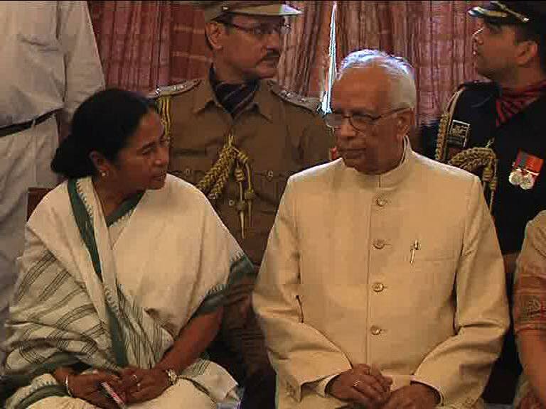 Cm Mamata Slams Governor Kesharinath Tripathi আমাকে ফোনে হুমকি দিয়েছেন, বিজেপির হয়ে কাজ করছেন, রাজ্যপালকে তোপ মমতার