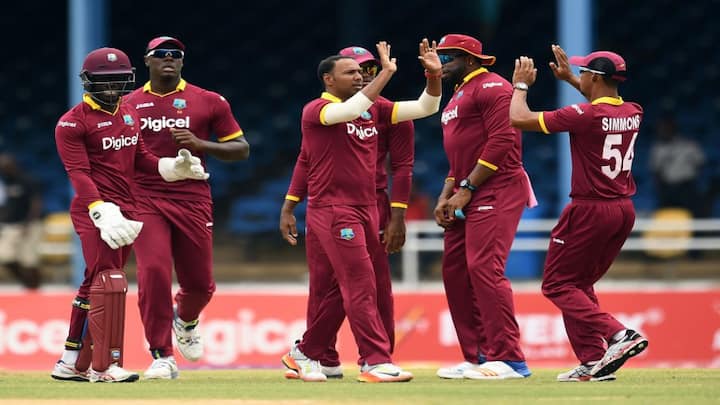 রাখা হয়েছে আইপিএলের সফল বোলার স্যামুয়েল বদ্রিকেও। 