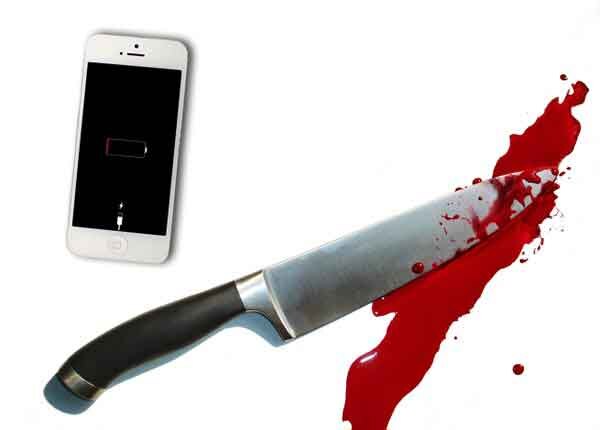 Delhi woman stabs flipkart delivery boy for bringing phone late ফোন দিতে দেরি, অনলাইন ডেলিভারি বয়কে ২০ বার ছুরির কোপ মহিলার