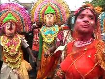 একুশের সকালে রঙিন তিলোত্তমা