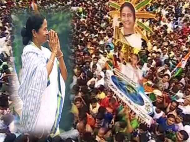 পঞ্চায়েতে টার্গেট ১০০ শতাংশ আসন, ঘোষণা মমতার Mamata Banerjee Targets 100 Seats In Panchayat Election Next Year পঞ্চায়েতে টার্গেট ১০০ শতাংশ আসন, ঘোষণা মমতার