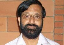 ৬ মাসে ইসলাম গ্রহণ না করলে হাত-পা কেটে নেওয়ার হুমকি দিয়ে চিঠি কেরলের নামী লেখককে