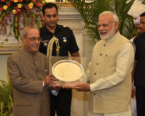 Pm Modi Hosts Farewell For Prez Mukherjee বিদায়ী রাষ্ট্রপতি প্রণবের সম্মানে নৈশভোজ প্রধানমন্ত্রীর