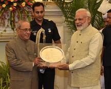 বিদায়ী রাষ্ট্রপতি প্রণবের সম্মানে নৈশভোজ প্রধানমন্ত্রীর