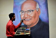 দেশের চতুর্দশ রাষ্ট্রপতি পদে শপথ নিলেন রামনাথ কোবিন্দ