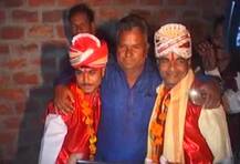 আজব কুসংস্কার! বৃষ্টির কামনায় দুই যুবকের বিয়ে