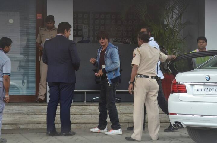 শাহরুখের দ্রুত সুস্থতা কামনা করেছেন তাঁর সমস্ত ভক্তরা