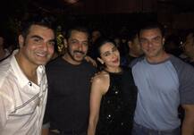 কে ইনি, যাঁর উপস্থিতি ম্লান করে দিল মালাইকাকে!