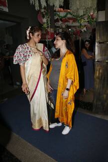 মা হচ্ছেন শর্মিলা ঠাকুর কন্যা সোহা, সম্প্রতি মুম্বইয়ে এক অনুষ্ঠানে দেখা গেল তাঁকে, ঔজ্জ্বল্যে ফিকে পাশের সবাই 