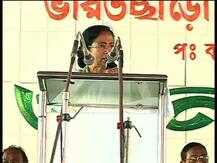 কেন্দ্র দেশ ভাগ করতে চাইছে, বিপন্ন গণতন্ত্র-স্বাধীনতা,ভারত ছাড়ো বিজেপি, বললেন মমতা