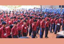 ভাল ছাত্ররা পরবে সাদা জামা, লাল চেক জামা পিছিয়ে পড়াদের; কেরলের স্কুলে আজব ফতোয়া