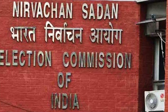 People facing trial for serious offences be barred from polls: EC to SC মারাত্মক অপরাধে অভিযুক্তদের ভোটে লড়া বন্ধ করা হোক, সু্প্রিম কোর্টে নির্বাচন কমিশন