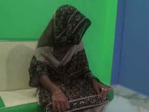 দিল্লিতে যৌনপল্লীতে বেচে দেওয়ার অভিযোগে স্বামীর বিরুদ্ধে থানায় এফআইআর স্ত্রীর