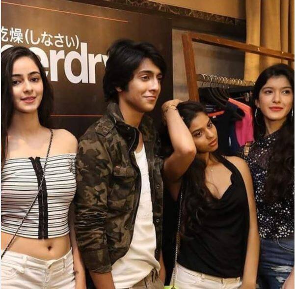 বড় পর্দায় একসঙ্গে এঁদের দেখতে ভালই লাগবে, তাই না?