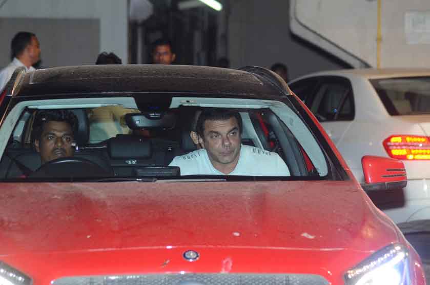 এই মুহূর্তে সলমন ব্যস্ত তাঁর আগামী ছবি টাইগার জিন্দা হ্যায়-এর শ্যুটিংয়ে।