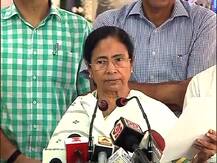 সবাই থাকবে, বিজেপি থাকবে না, লালুপ্রসাদের সভা থেকে কটাক্ষ মমতার