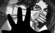 বিশাখাপত্তনমে প্রকাশ্য রাস্তায় মহিলাকে ধর্ষণ, ভিডিও করল পথচারীরা!