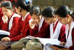 সোমবার উচ্চমাধ্যমিকের পলিটিক্যাল সায়েন্স পরীক্ষা, কীভাবে নেবে শেষ মুহূর্তের প্রস্তুতি? জানালেন যাদবপুর বিদ্যাপীঠের শিক্ষিকা