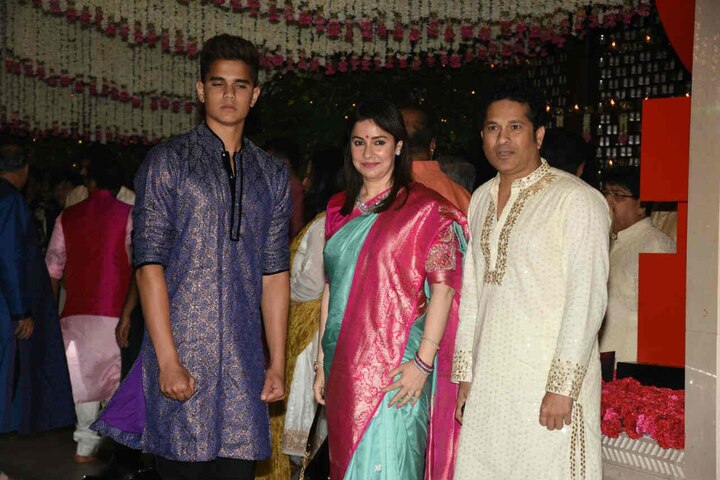 স্ত্রী, পুত্র সঙ্গে হাজির সচিন তেণ্ডলকর