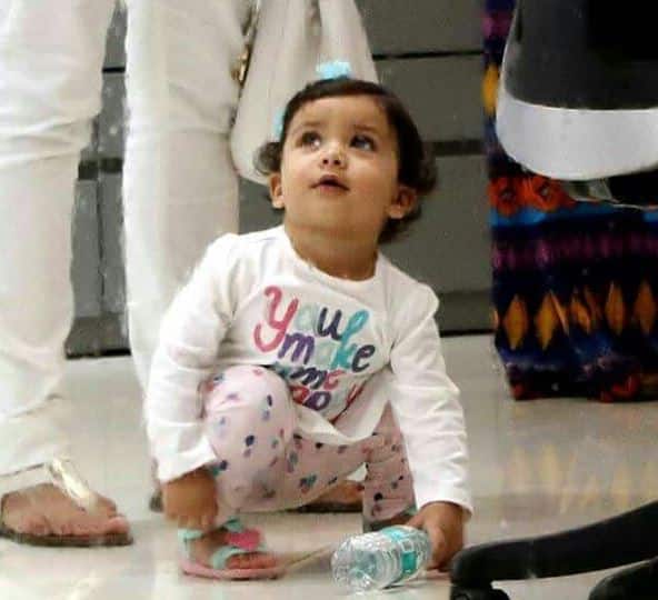 দিনকয়েক আগে মীরার মা অর্থাৎ দিদার সঙ্গে শপিংয়েও গিয়েছিল সে।