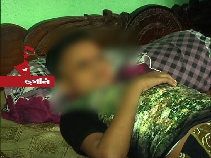 A Class Vi Student Beaten Ruthlessly By School Teacher As He Is Creating Tantrums In The Class ক্লাসে দুষ্টুমি করায় ষষ্ঠ শ্রেণির ছাত্রকে জলের পাইপ দিয়ে বেধড়ক মার শিক্ষকের