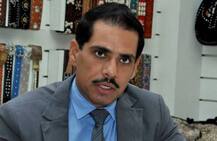 বেআইনি জমি লেনদেন: রবার্ট বঢরার সংস্থার বিরুদ্ধে তদন্ত শুরু সিবিআই-এর