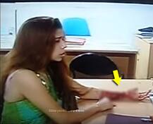 এই জাহ্নবী কপূর একসময় দাবি করেন অভিষেক বচ্চন তাঁকে বিয়ের প্রতিশ্রুতি দিয়েছিলেন, তাঁকেই দেখা যাবে বিগ বস ১১?