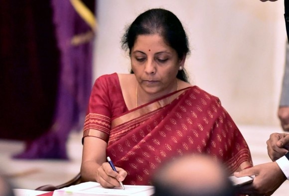 New Defence Minister Nirmala Sitharaman To Focus On Make In India মেক ইন ইন্ডিয়ায় জোর দিতে চান নয়া প্রতিরক্ষামন্ত্রী সীতারামন