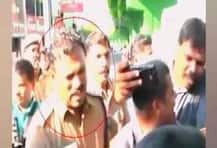 লজ্জাজনক ঘটনা: কোয়েম্বাত্তুরে ভিড়ের মধ্যে মহিলা পুলিশ কর্মীর \'শ্লীলতাহানি\' সিনিয়র পুলিশ অফিসারের, ভিডিও ভাইরাল